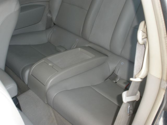 Infiniti G35 2005 photo 2