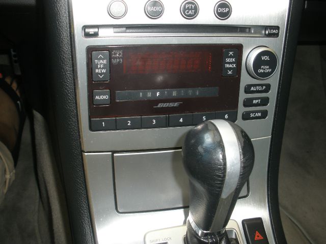 Infiniti G35 2005 photo 8