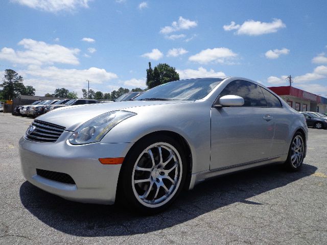 Infiniti G35 2005 photo 1