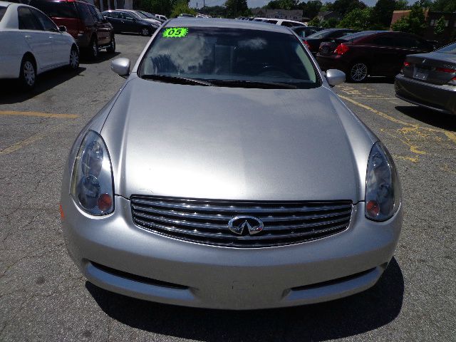 Infiniti G35 2005 photo 8