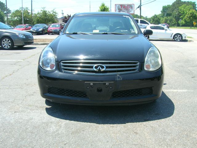 Infiniti G35 2005 photo 10