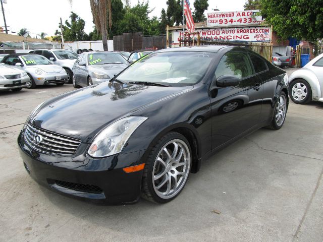 Infiniti G35 2005 photo 2