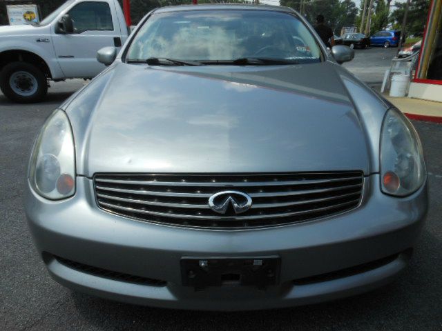 Infiniti G35 2005 photo 2