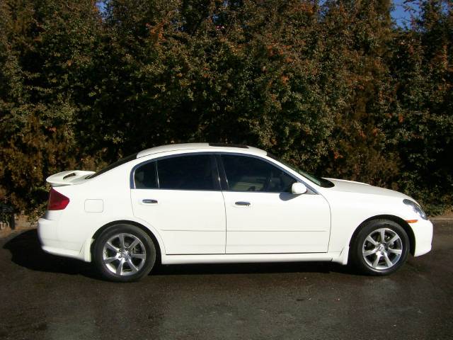 Infiniti G35 EX - DUAL Power Doors Sedan