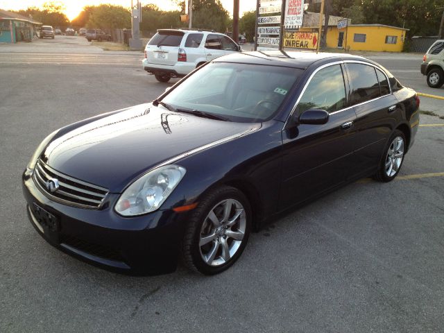 Infiniti G35 2005 photo 3