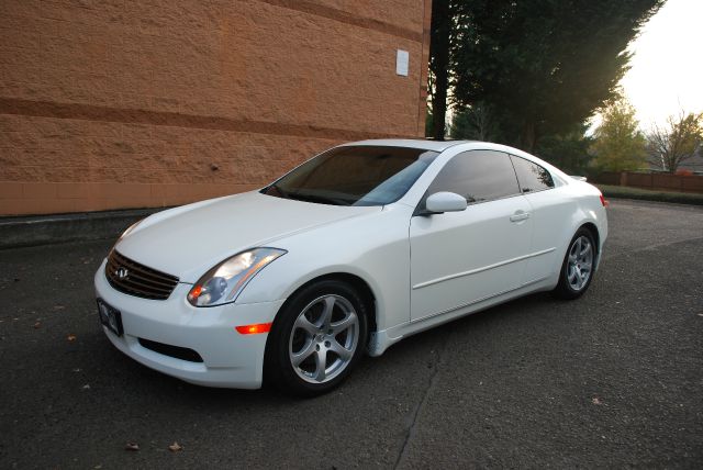 Infiniti G35 2005 photo 3