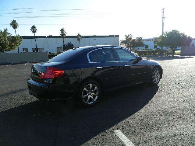 Infiniti G35 Crewcab LTZ V-max 4X4 Sedan