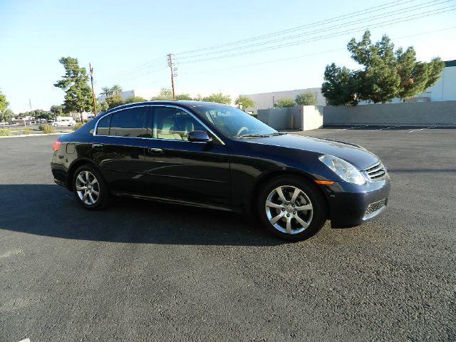 Infiniti G35 2005 photo 1