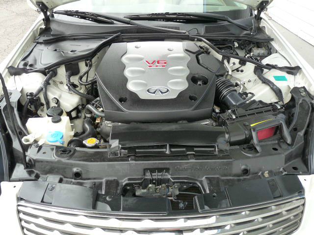 Infiniti G35 2005 photo 6