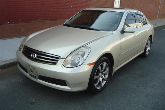 Infiniti G35 2005 photo 3