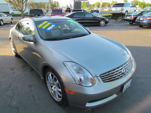 Infiniti G35 2005 photo 10