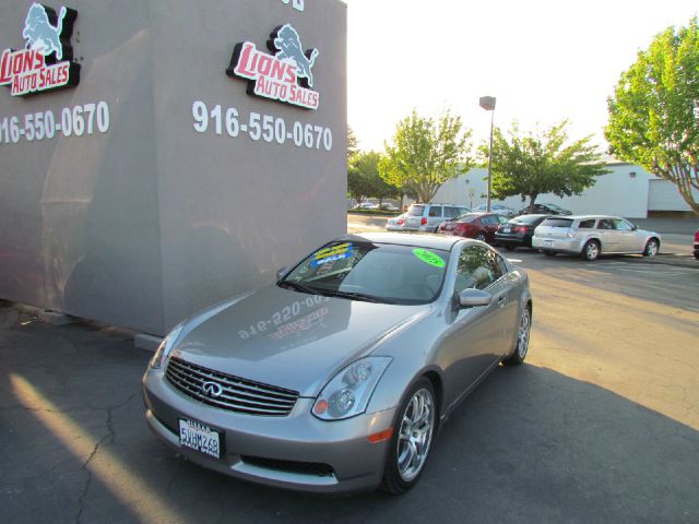 Infiniti G35 2005 photo 11