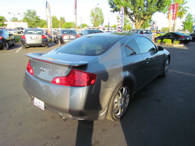 Infiniti G35 2005 photo 15