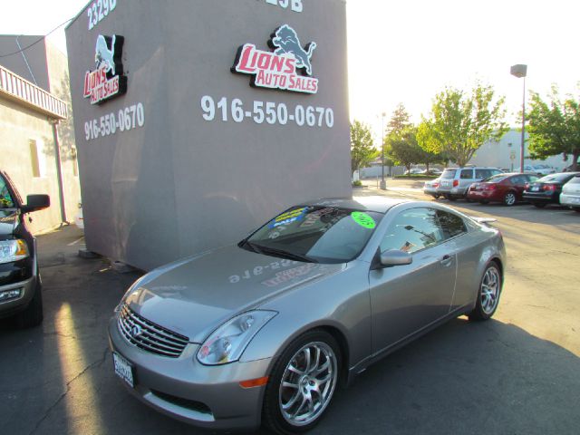 Infiniti G35 2005 photo 16