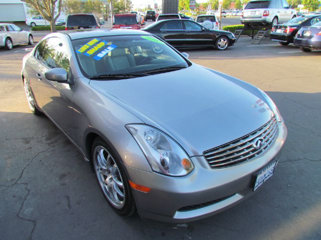 Infiniti G35 2005 photo 3