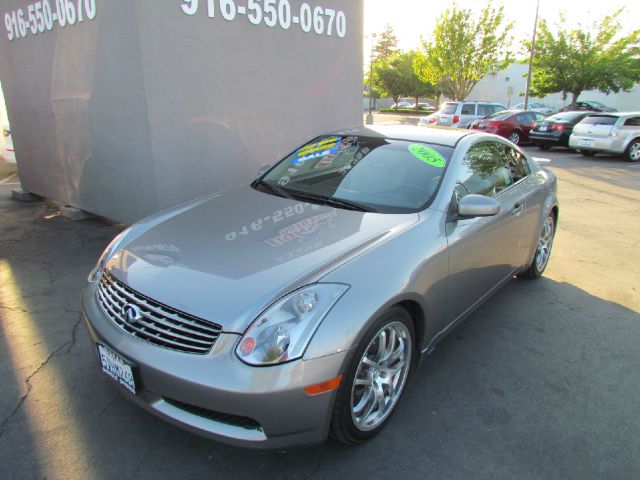 Infiniti G35 2005 photo 4