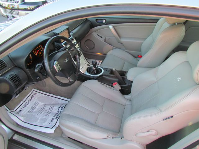 Infiniti G35 2005 photo 7