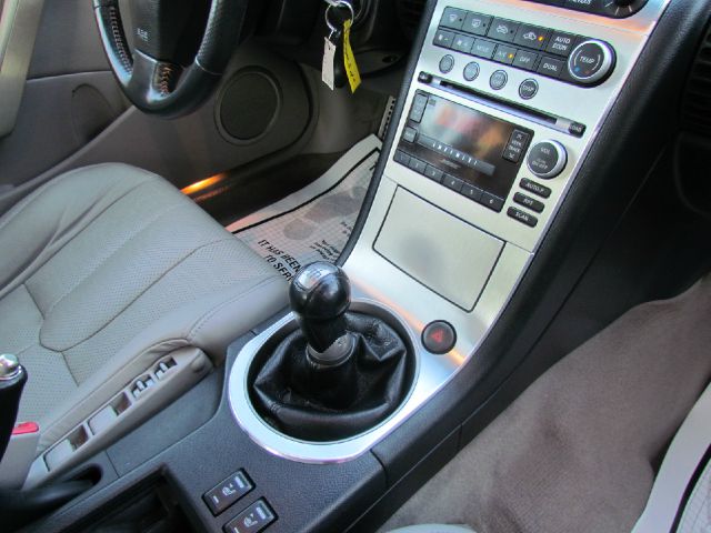 Infiniti G35 2005 photo 9