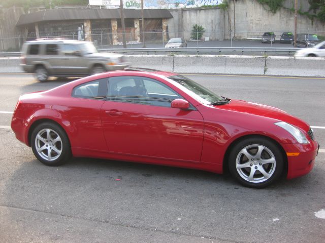 Infiniti G35 2005 photo 3