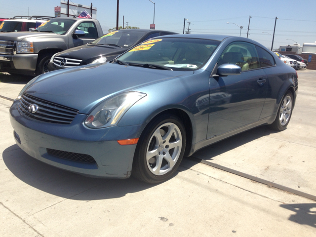 Infiniti G35 2005 photo 4