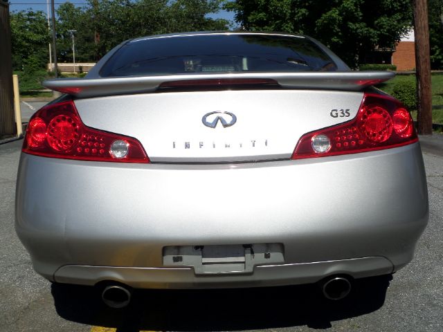 Infiniti G35 2005 photo 21