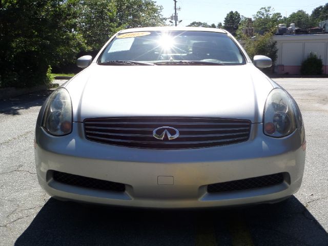 Infiniti G35 2005 photo 23