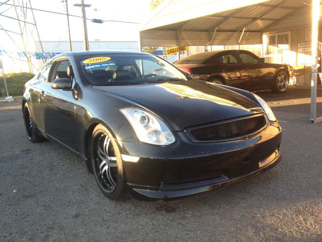 Infiniti G35 2005 photo 3