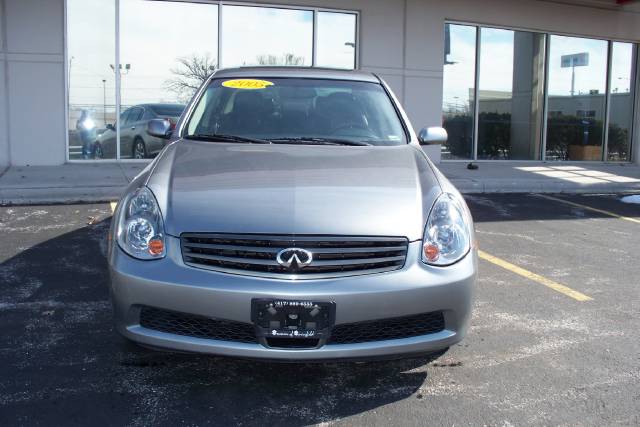 Infiniti G35 2005 photo 1