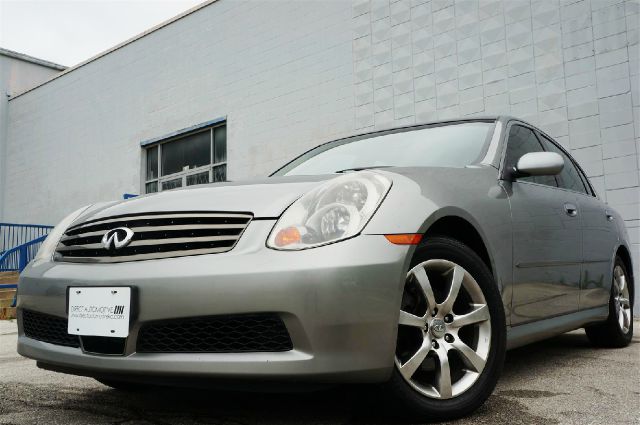 Infiniti G35 2005 photo 2