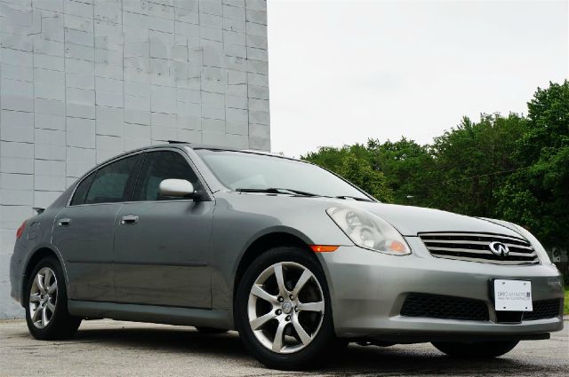 Infiniti G35 2005 photo 6