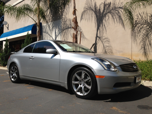 Infiniti G35 2005 photo 1