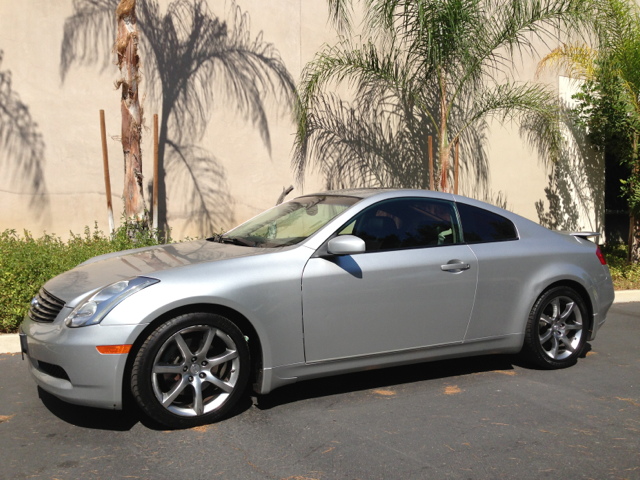 Infiniti G35 2005 photo 2