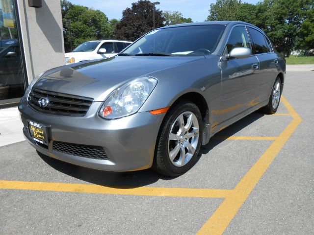 Infiniti G35 2005 photo 3