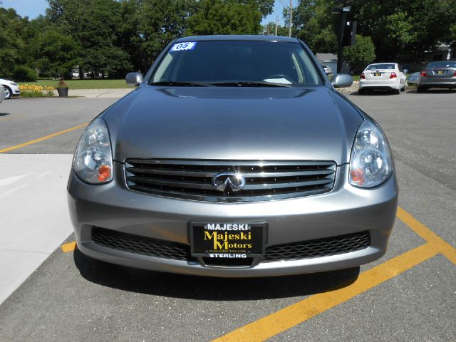 Infiniti G35 2005 photo 4