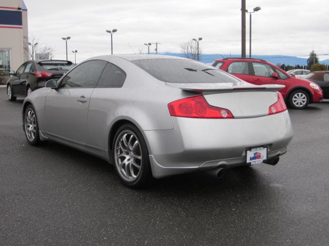 Infiniti G35 2005 photo 2