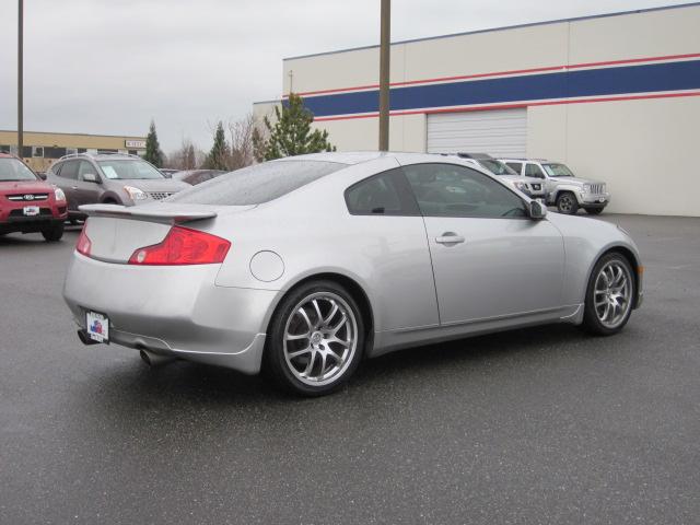 Infiniti G35 2005 photo 4