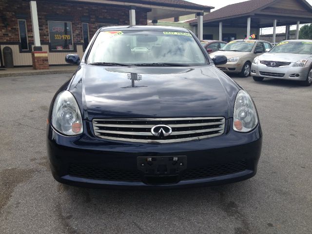 Infiniti G35 2005 photo 2