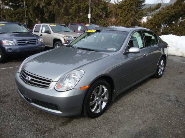 Infiniti G35 2005 photo 1