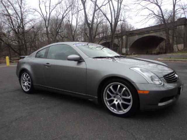 Infiniti G35 2005 photo 2