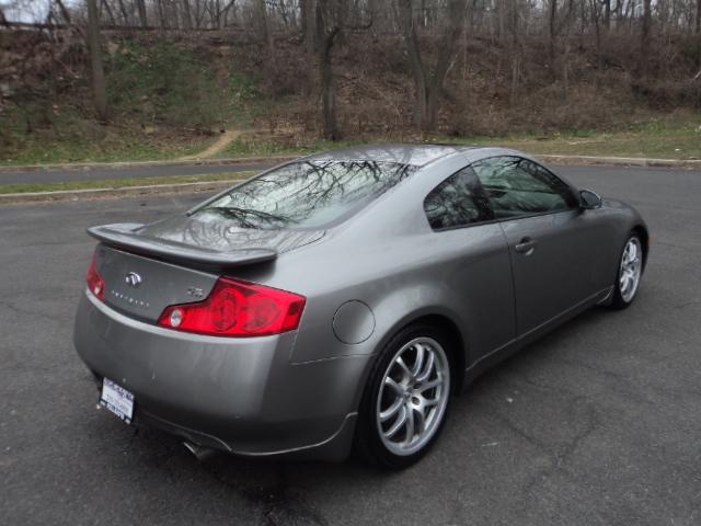 Infiniti G35 2005 photo 4