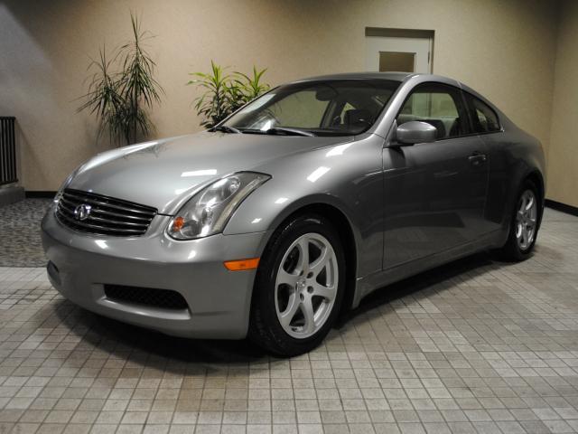 Infiniti G35 2005 photo 2