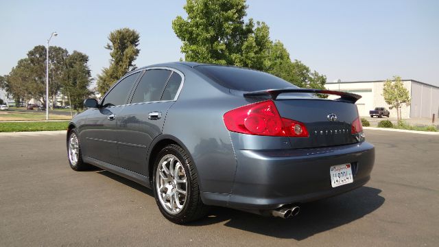 Infiniti G35 2005 photo 1