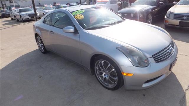 Infiniti G35 2005 photo 4