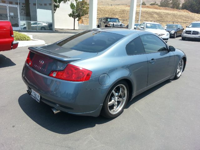 Infiniti G35 2005 photo 1