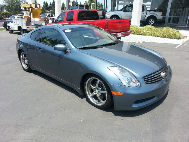 Infiniti G35 2005 photo 2