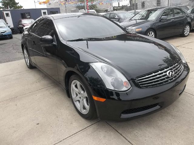 Infiniti G35 2005 photo 2