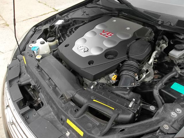 Infiniti G35 2005 photo 6