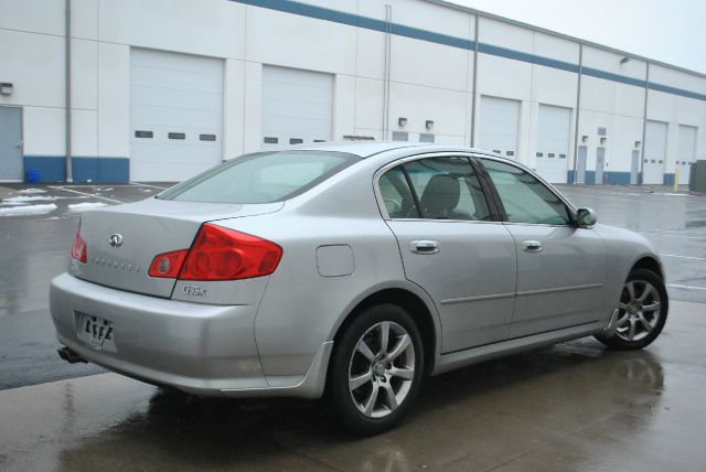 Infiniti G35 2005 photo 1