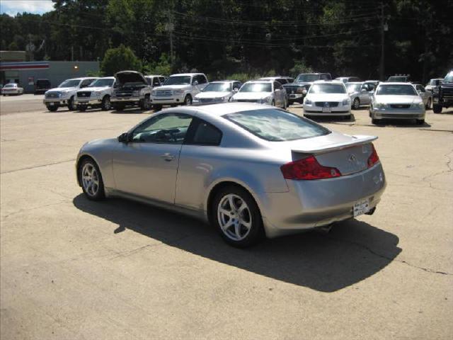 Infiniti G35 2005 photo 2