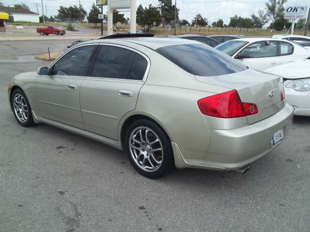 Infiniti G35 2005 photo 1